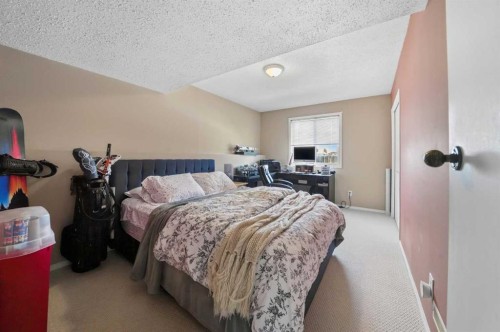 44 Duval Close, Red Deer, AB - Indoor Photo Showing Bedroom
