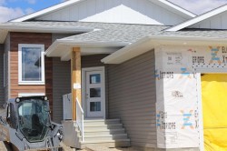 52 Everson Close Red Deer, AB T4P 3H8