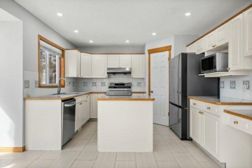 236 Panorama Hills Place Nw, Calgary, AB 