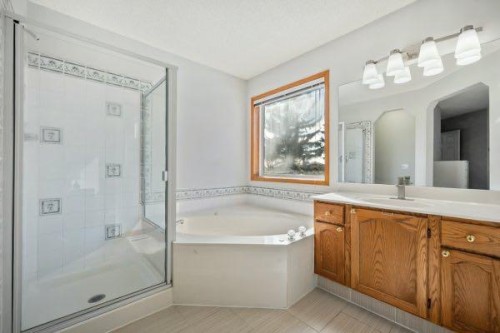 236 Panorama Hills Place Nw, Calgary, AB 