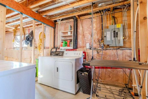 9 Cedar Crescent, Blackfalds, AB - Indoor Photo Showing Laundry Room