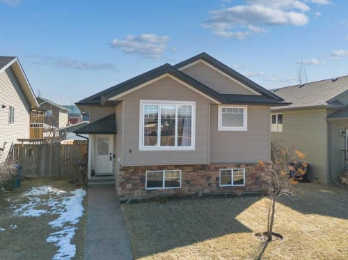 9 Cedar Crescent, Blackfalds, AB - Outdoor