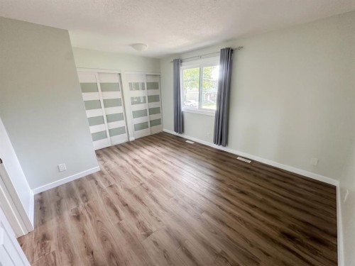 #16-5935 63 Street, Red Deer, AB - Indoor Photo Showing Other Room
