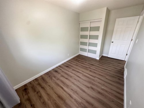 #16-5935 63 Street, Red Deer, AB - Indoor Photo Showing Other Room