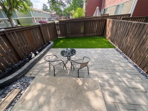 #16-5935 63 Street, Red Deer, AB - Outdoor