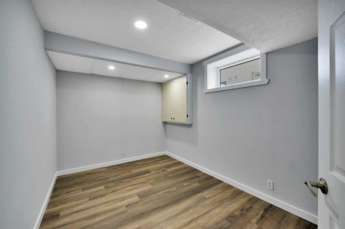 88 Premiere Crescent, Blackfalds, AB - Indoor Photo Showing Other Room