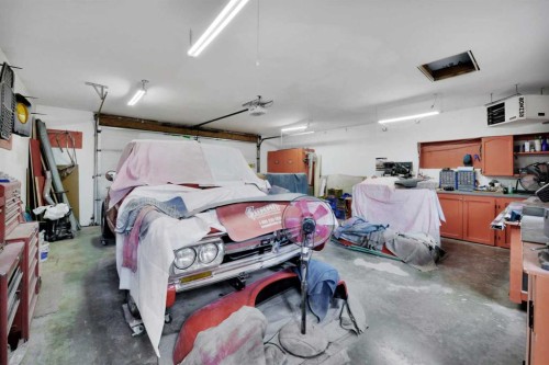 88 Premiere Crescent, Blackfalds, AB - Indoor Photo Showing Garage