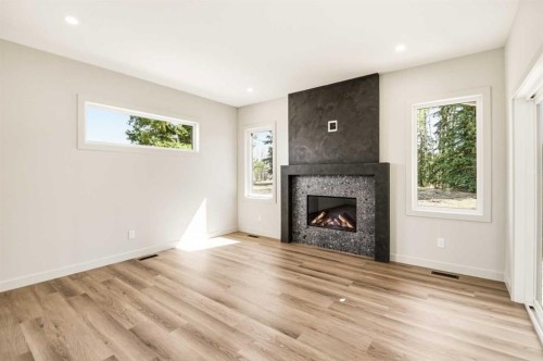 413 Valley View Close, Rural Clearwater County, AB - Indoor Photo Showing Living Room With Fireplace