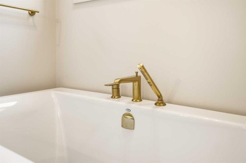 413 Valley View Close, Rural Clearwater County, AB - Indoor Photo Showing Bathroom