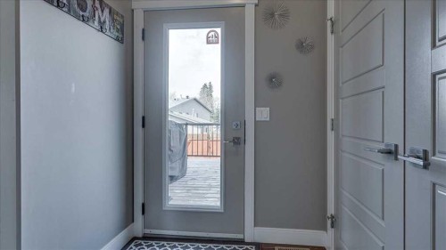 738 Cypress Lane, Springbrook, AB 