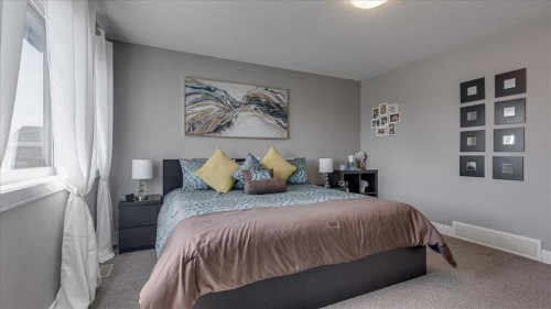 738 Cypress Lane, Springbrook, AB 