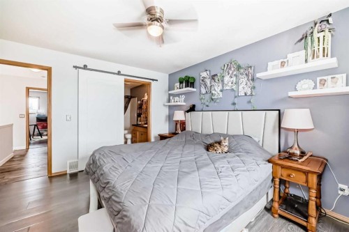 42 Jade Place, Red Deer, AB - Indoor Photo Showing Bedroom