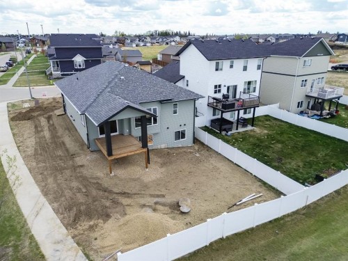 2 Aura Drive, Blackfalds, AB - Outdoor