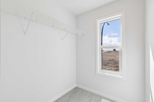 70 Lucas Heath Nw, Calgary, AB - Indoor