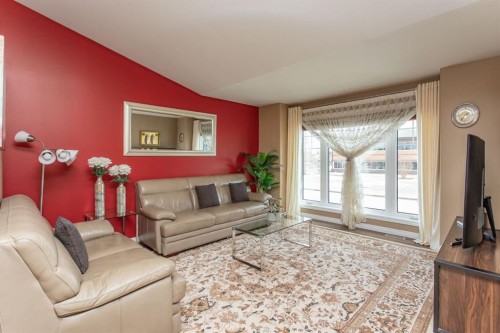 229 Jaspar Crescent, Red Deer, AB - Indoor Photo Showing Living Room