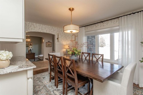 21 Dandell Close, Red Deer, AB - Indoor Photo Showing Dining Room