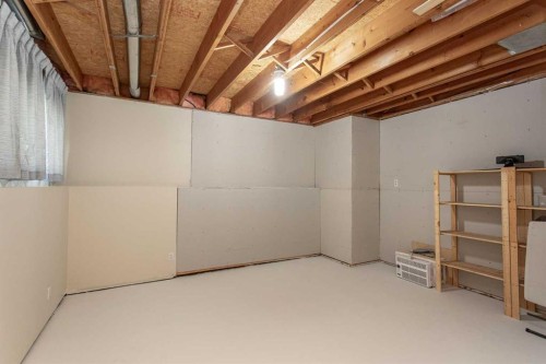 13 43 Avenue Close, Lacombe, AB - Indoor Photo Showing Basement