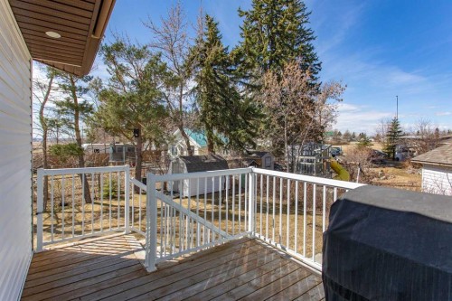 13 43 Avenue Close, Lacombe, AB - Outdoor With Deck Patio Veranda