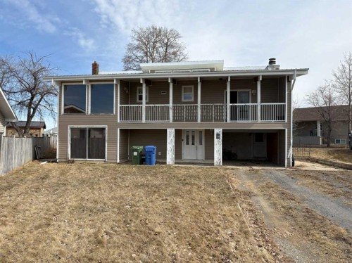 5816 60 Avenue  Rocky Mountain House, AB T4T 1K2