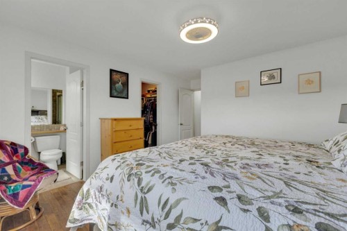 88 Valentine Crescent, Red Deer, AB - Indoor Photo Showing Bedroom