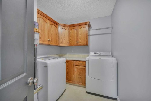 82 Ingram Close, Red Deer, AB - Indoor Photo Showing Laundry Room