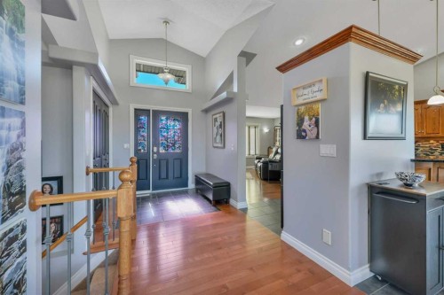 82 Ingram Close, Red Deer, AB - Indoor Photo Showing Other Room