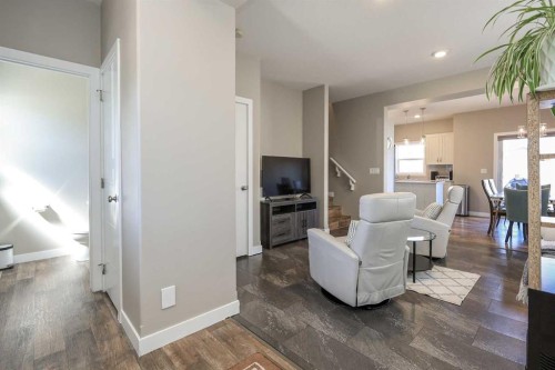 129 Ava Crescent, Blackfalds, AB - Indoor Photo Showing Living Room