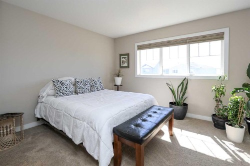 129 Ava Crescent, Blackfalds, AB - Indoor Photo Showing Bedroom