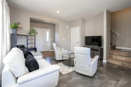 129 Ava Crescent, Blackfalds, AB - Indoor Photo Showing Living Room