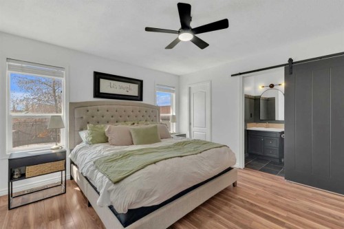 21 Silver Drive, Blackfalds, AB - Indoor Photo Showing Bedroom