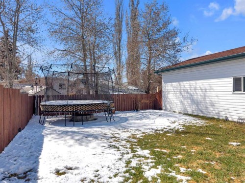 21 Silver Drive, Blackfalds, AB - Outdoor