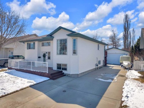 21 Silver Drive, Blackfalds, AB - Outdoor
