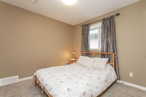 344 Timothy Drive, Red Deer, AB - Indoor Photo Showing Bedroom