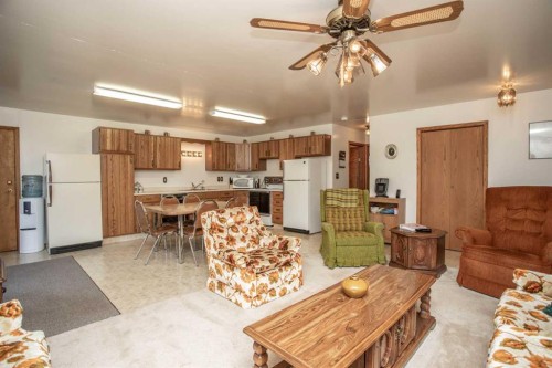 1 Sands Crescent, Rochon Sands, AB - Indoor