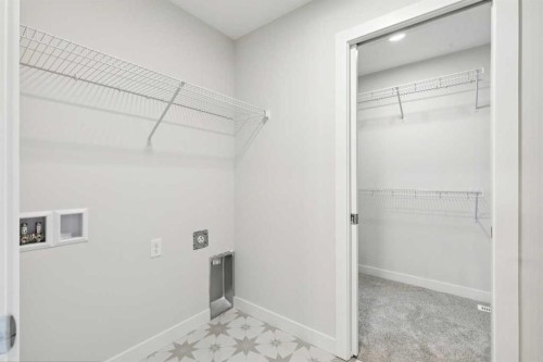 322 Hotchkiss Common Se, Calgary, AB - Indoor With Storage