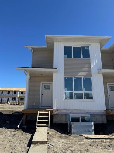 50 Lavelle Close  Red Deer, AB T4S 0S5