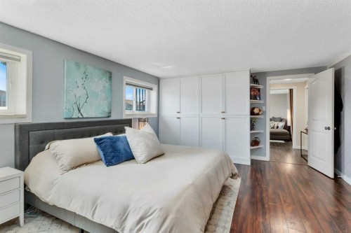 11 Pearson Crescent, Red Deer, AB - Indoor Photo Showing Bedroom