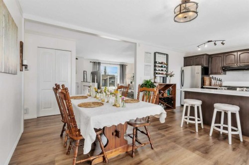 11 Pearson Crescent, Red Deer, AB - Indoor Photo Showing Dining Room