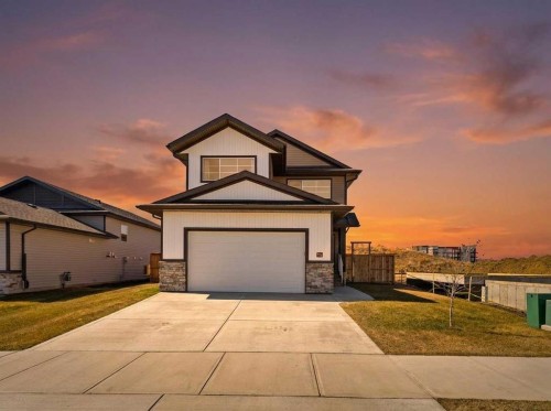 56 Trinity Street  Lacombe, AB T4L 0L1