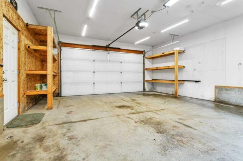394 Teasdale Drive, Red Deer, AB - Indoor Photo Showing Garage