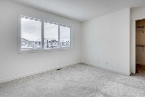42 Lavelle Close, Red Deer, AB - Indoor Photo Showing Other Room
