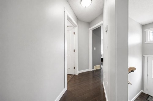 8 Jepsen Crescent, Red Deer, AB - Indoor Photo Showing Other Room