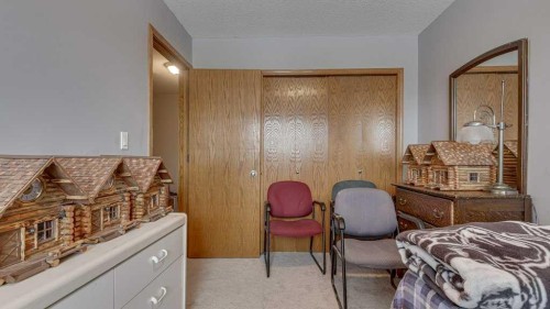 10 Douglas Avenue, Red Deer, AB - Indoor