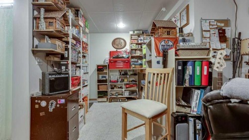 10 Douglas Avenue, Red Deer, AB - Indoor Photo Showing Other Room