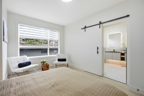 5232 21 Avenue Nw, Calgary, AB - Indoor Photo Showing Bedroom