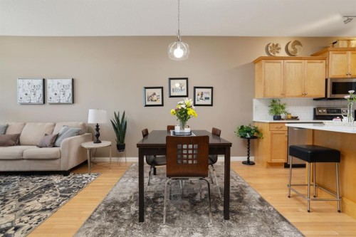 3907 75 Street, Camrose, AB - Indoor