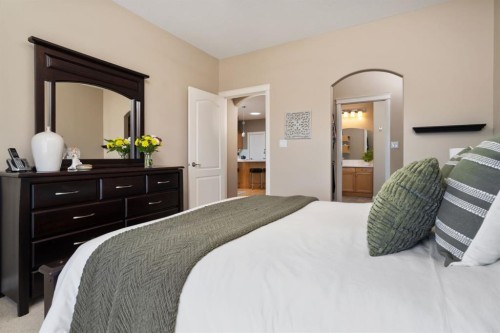 3907 75 Street, Camrose, AB - Indoor Photo Showing Bedroom