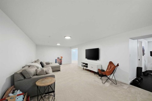 12 Stirling Close, Red Deer, AB - Indoor