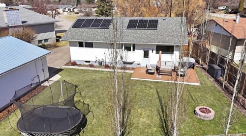 12 Stirling Close, Red Deer, AB - Outdoor