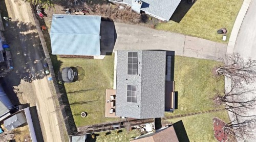 12 Stirling Close, Red Deer, AB - Outdoor